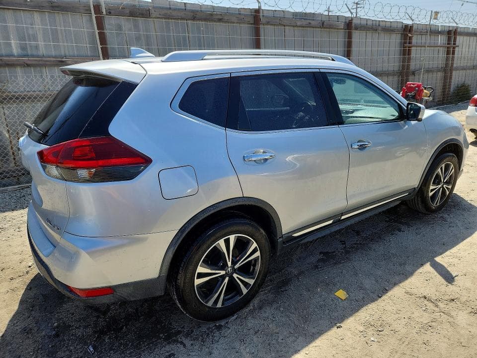 2018 NISSAN ROGUE SL 3