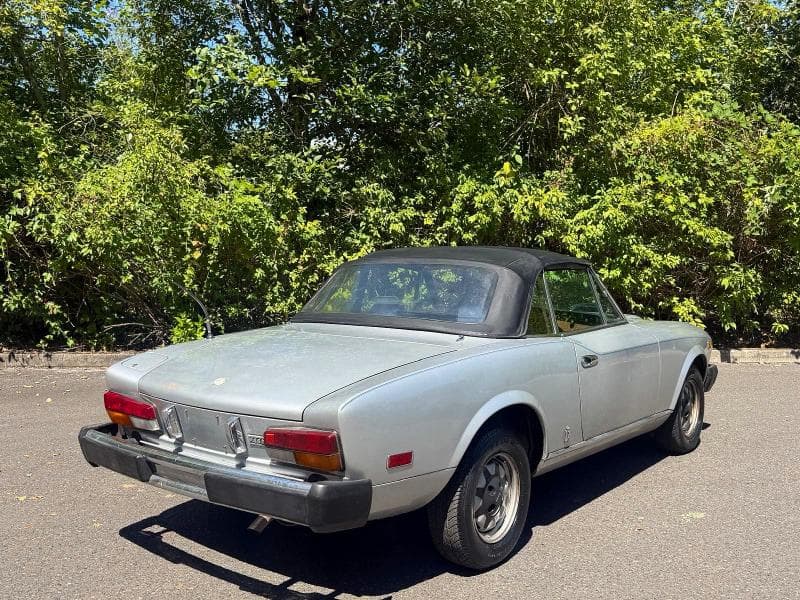 1980 FIAT 124 SPIDER 4