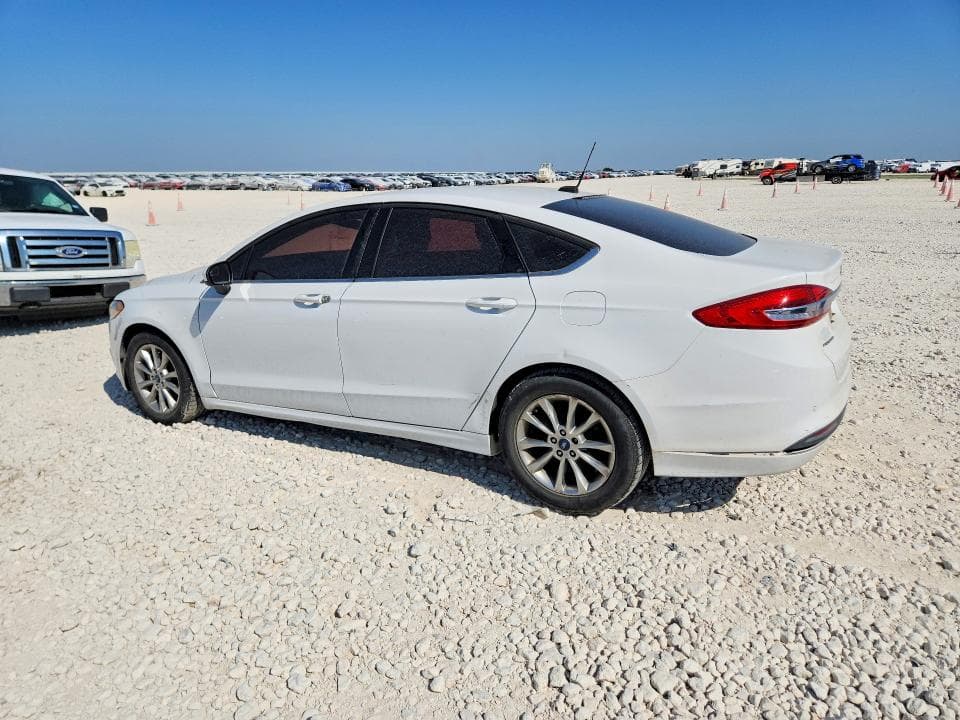 2017 FORD FUSION SE 2