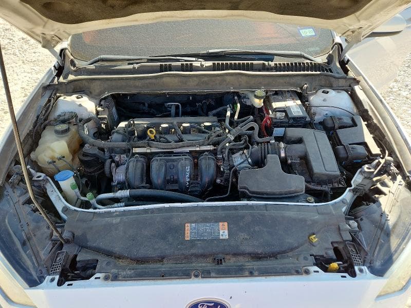 2017 FORD FUSION SE 11