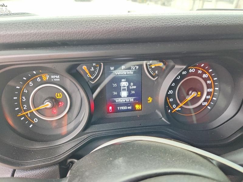2025 JEEP GLADIATOR SPORT 9