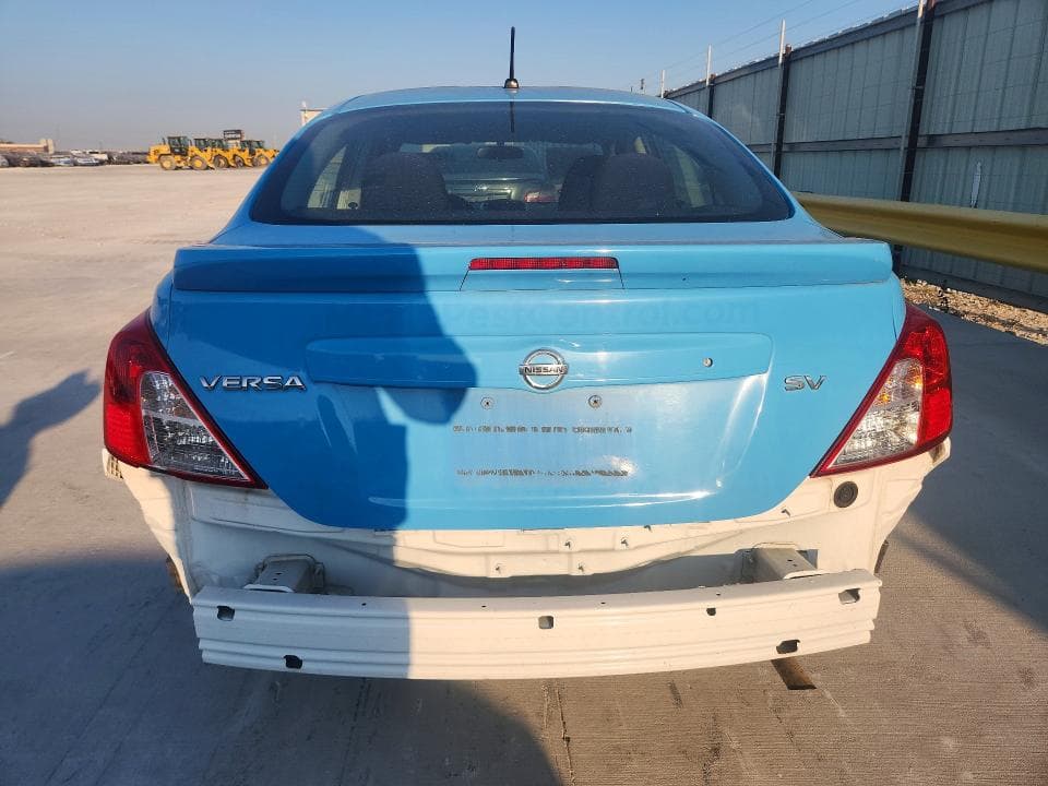 2018 NISSAN VERSA SV 6