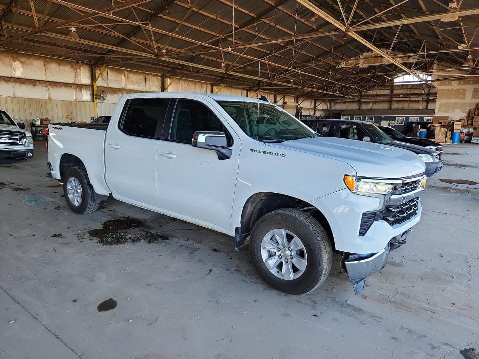 2025 CHEVROLET SILVERADO K1500 LT 4