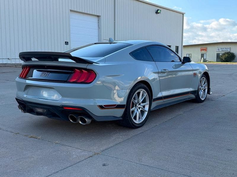 2022 FORD MUSTANG MACH I 4