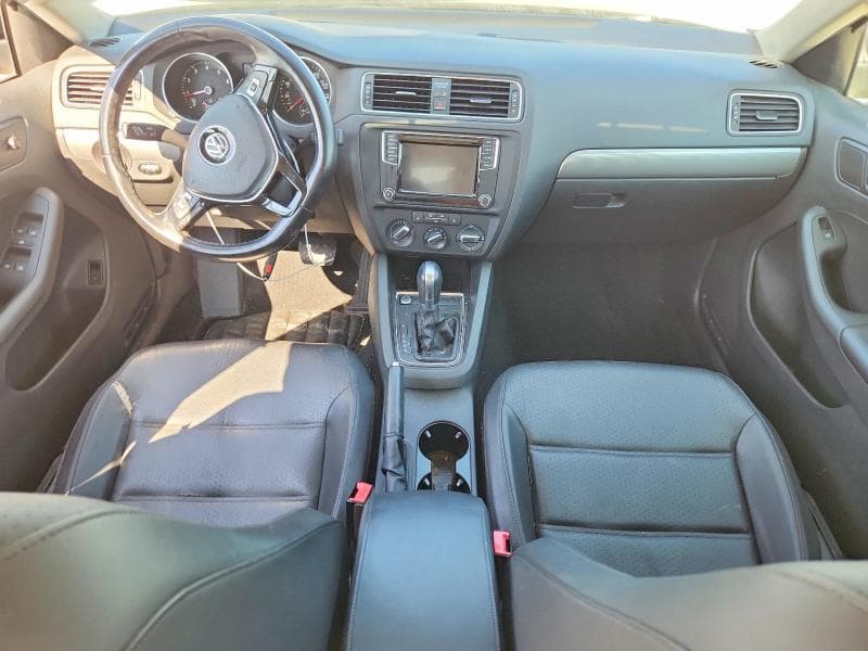 2017 VOLKSWAGEN JETTA SE 8