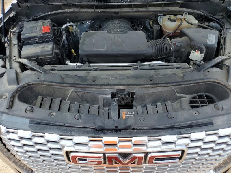 2021 GMC YUKON DENALI 12