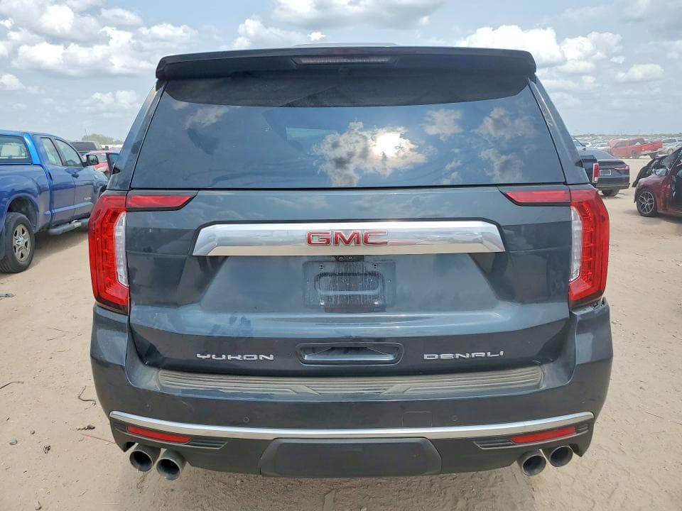 2021 GMC YUKON DENALI 6