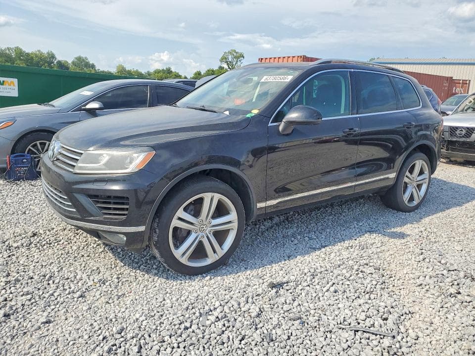 2017 VOLKSWAGEN TOUAREG EXECUTIVE - 1