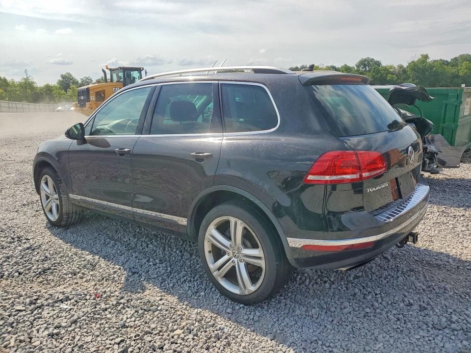 2017 VOLKSWAGEN TOUAREG EXECUTIVE 2