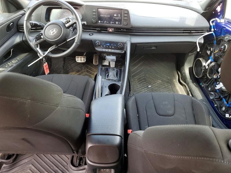 2025 HYUNDAI ELANTRA SEL SPORT 8