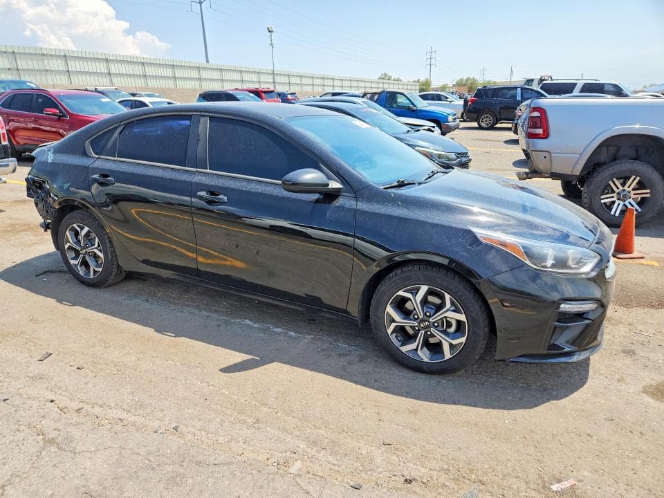 2019 KIA FORTE LXS 4