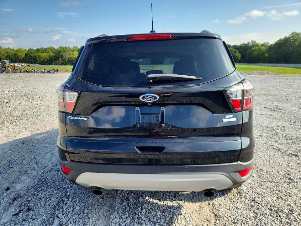 2017 FORD ESCAPE SE 6
