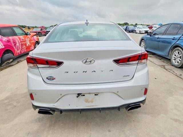 2018 HYUNDAI SONATA LIMITED 2.0T 10