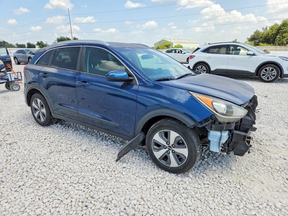 2018 KIA NIRO LX 4