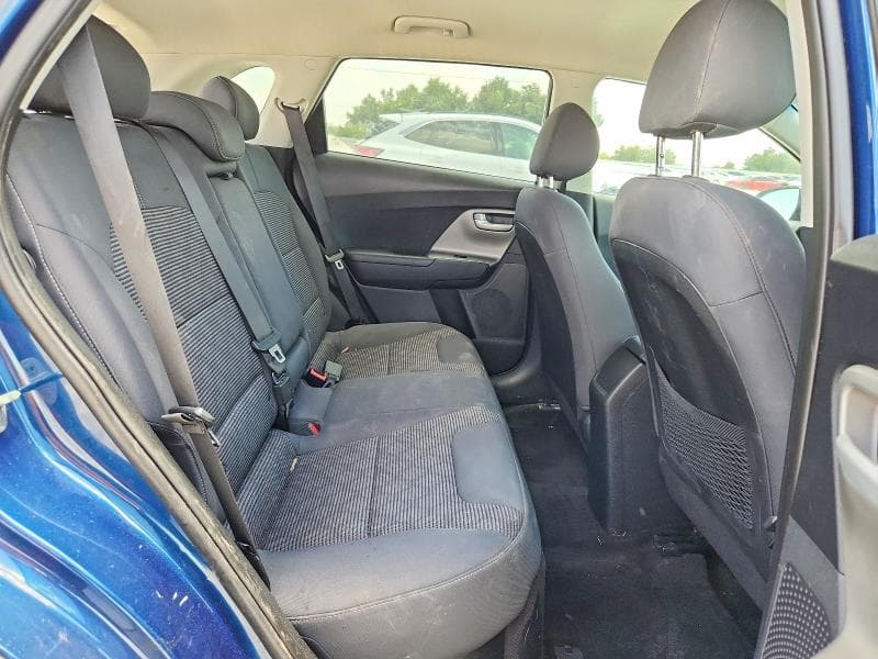 2018 KIA NIRO LX 10