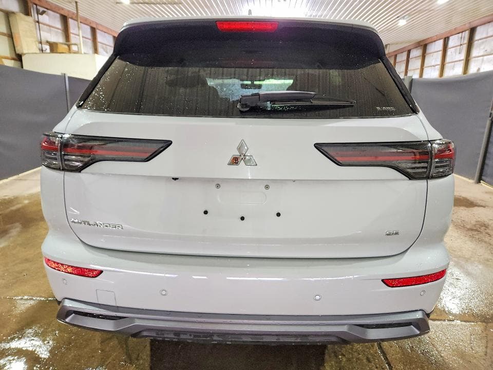 2025 MITSUBISHI OUTLANDER SE 6