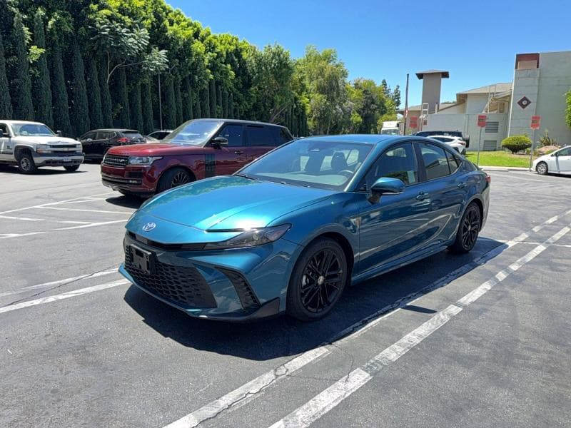 2026 TOYOTA CAMRY SE 2