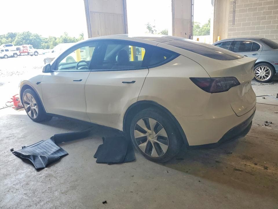 2023 TESLA MODEL Y 2