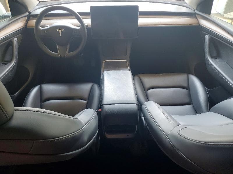 2023 TESLA MODEL Y 8
