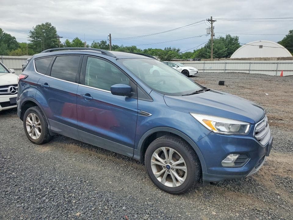 2018 FORD ESCAPE SE 4