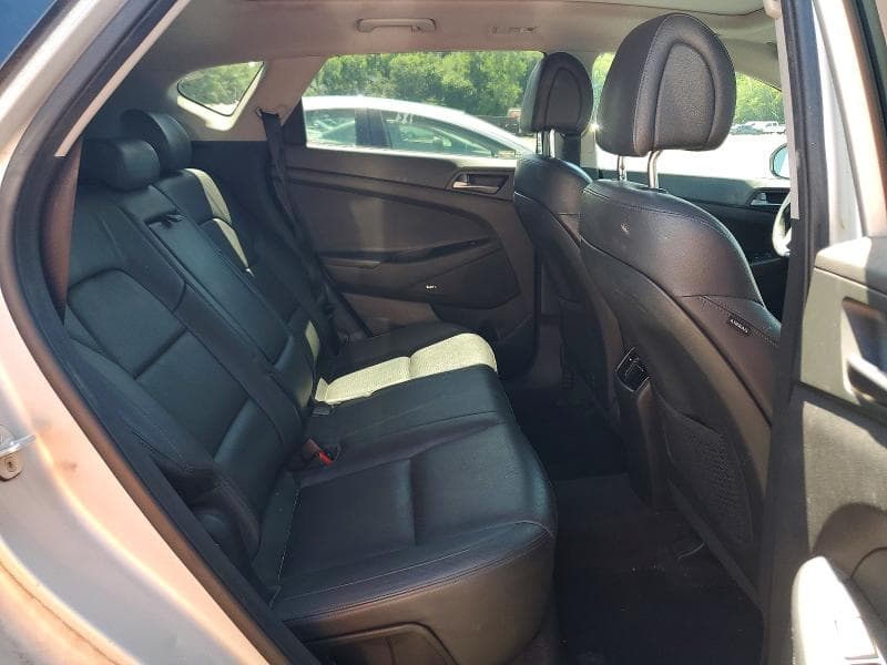 2017 HYUNDAI TUCSON LIMITED 11