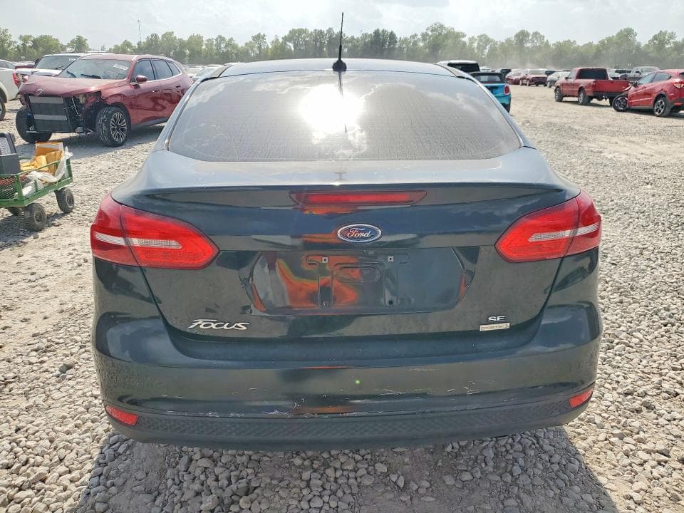 2018 FORD FOCUS SE 6