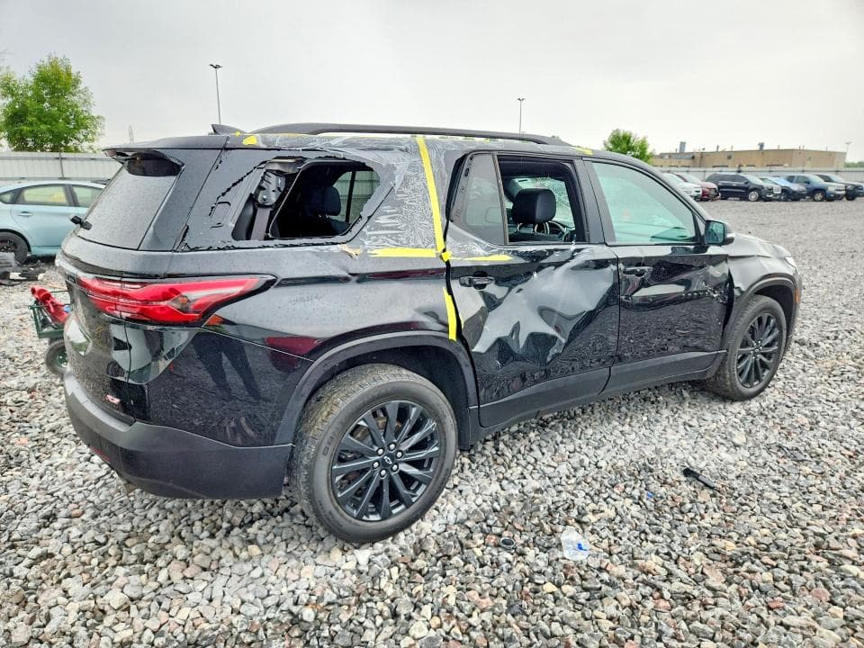 2022 CHEVROLET TRAVERSE RS 3