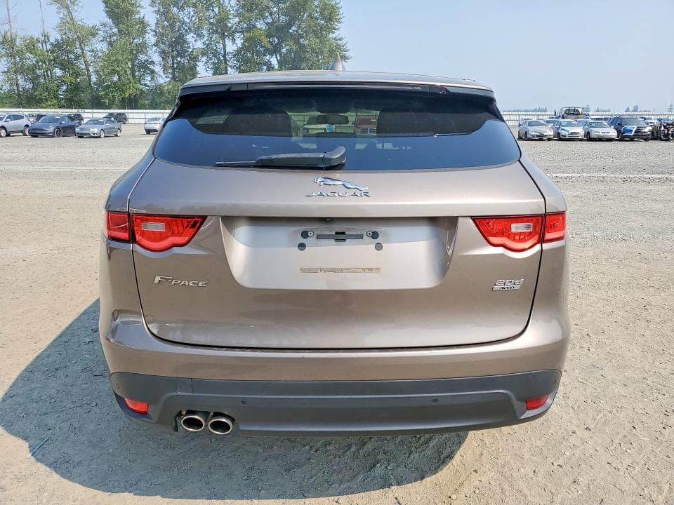 2017 JAGUAR F-PACE R - SPORT 6