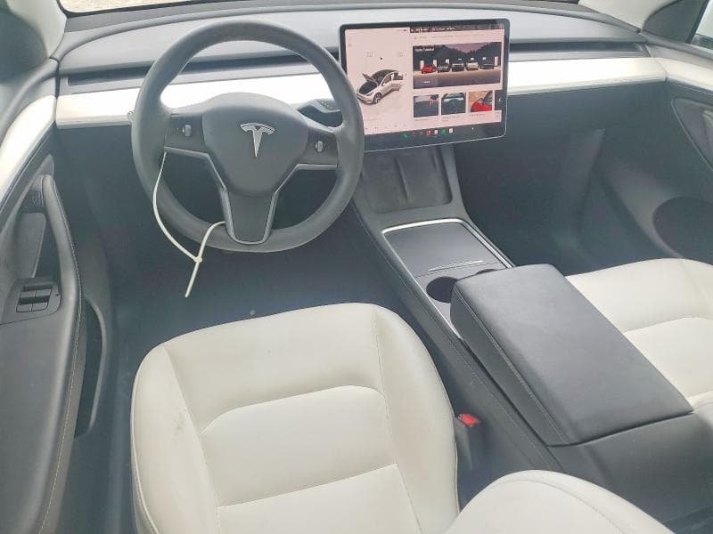 2023 TESLA MODEL Y 8