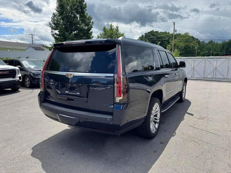 2019 CADILLAC ESCALADE ESV LUXURY 3