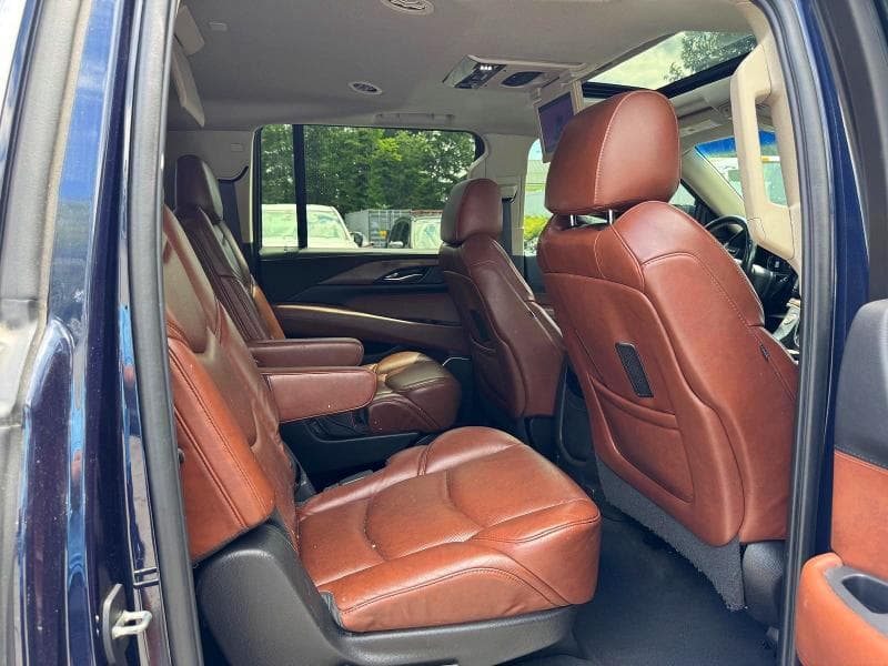 2019 CADILLAC ESCALADE ESV LUXURY 9