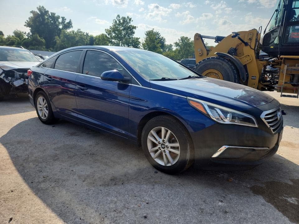 2017 HYUNDAI SONATA SE 4
