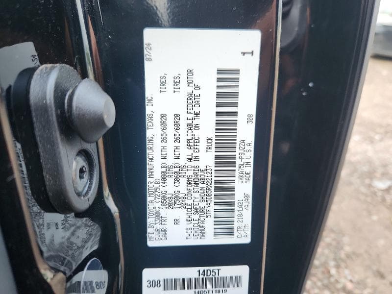 2024 TOYOTA TUNDRA PLATINUM 13