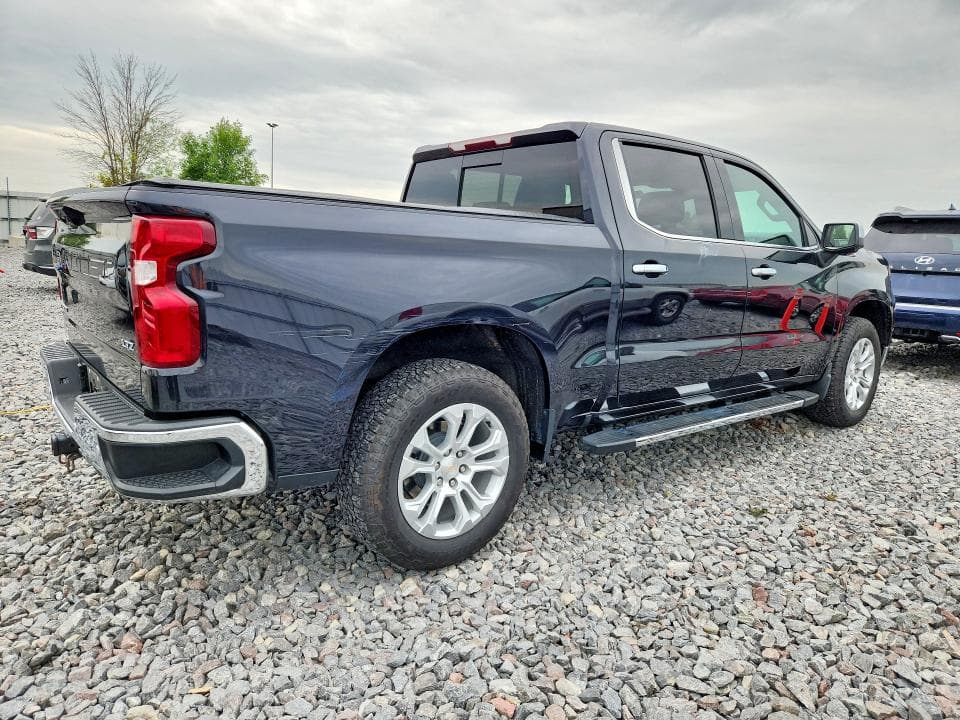 2022 CHEVROLET SILVERADO K1500 LTZ 3