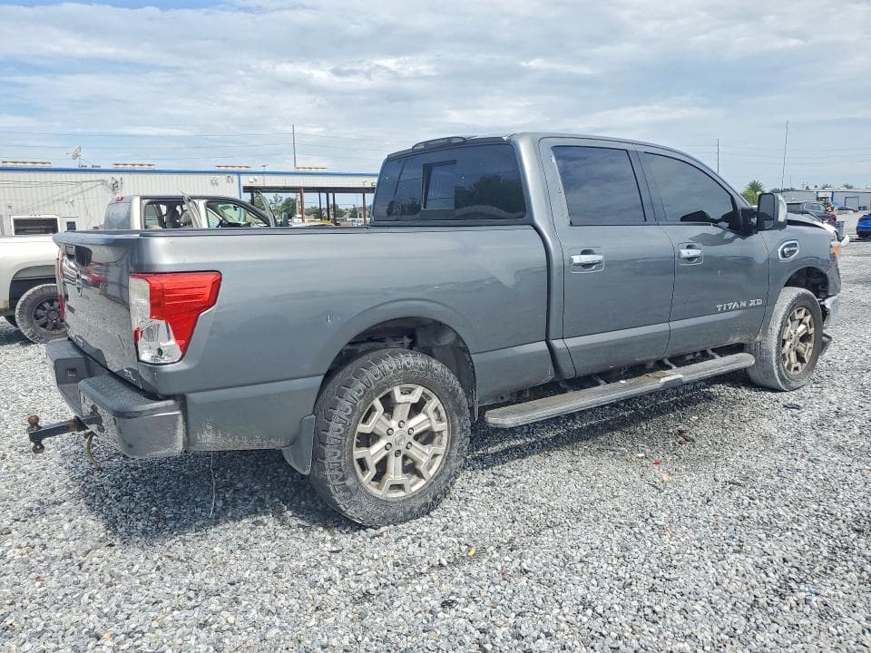 2017 NISSAN TITAN XD SL 3