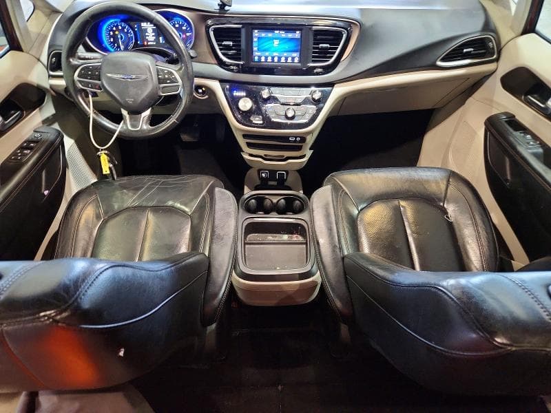 2018 CHRYSLER PACIFICA TOURING L 8