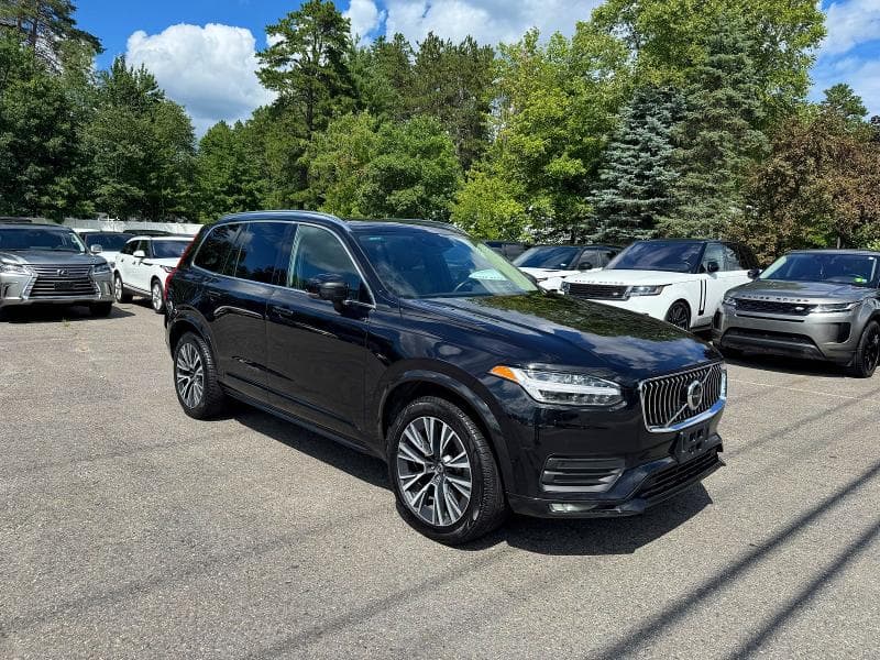 2022 VOLVO XC90 T6 MOMENTUM 2