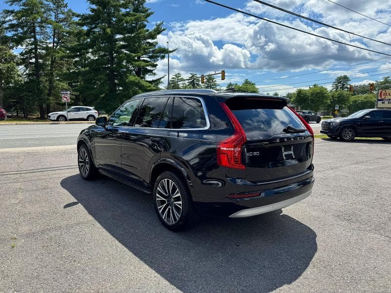 2022 VOLVO XC90 T6 MOMENTUM 4