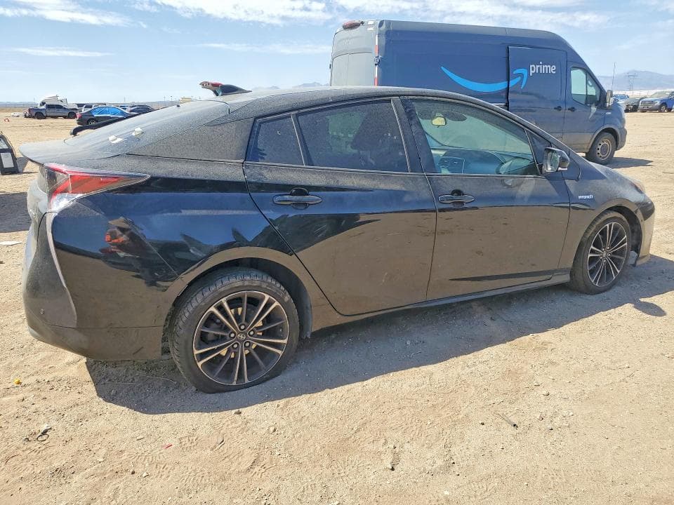 2018 TOYOTA PRIUS TWO 3