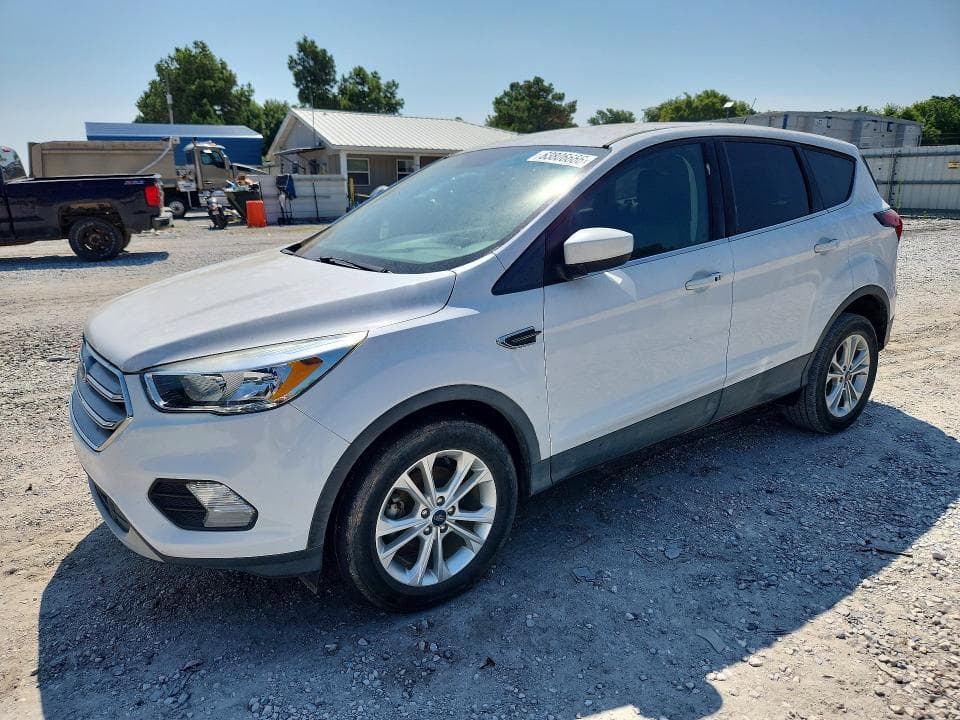 2019 FORD ESCAPE SE - 1