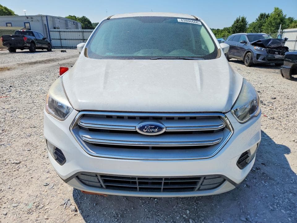 2019 FORD ESCAPE SE 5