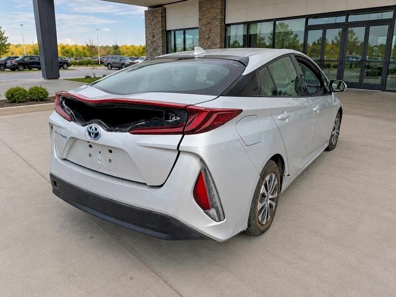 2020 TOYOTA PRIUS PRIME LE 3