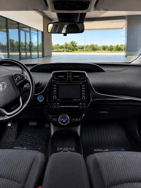 2020 TOYOTA PRIUS PRIME LE 9