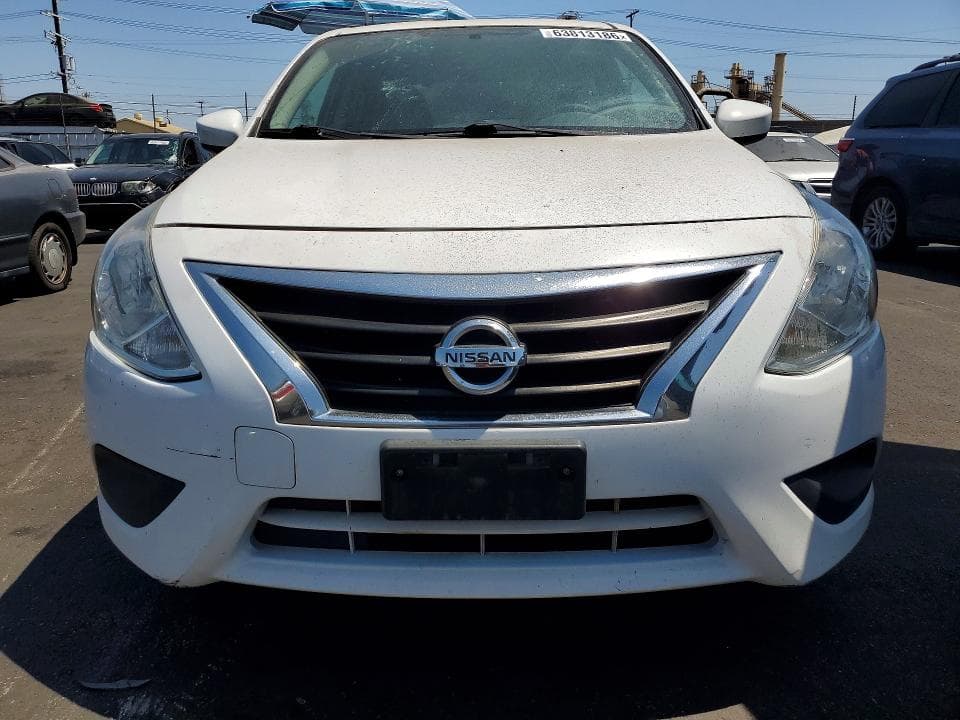 2017 NISSAN VERSA 1.6 S 5