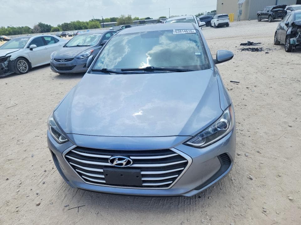 2017 HYUNDAI ELANTRA SE 5