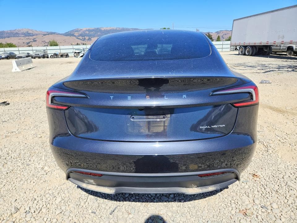 2024 TESLA MODEL 3 6