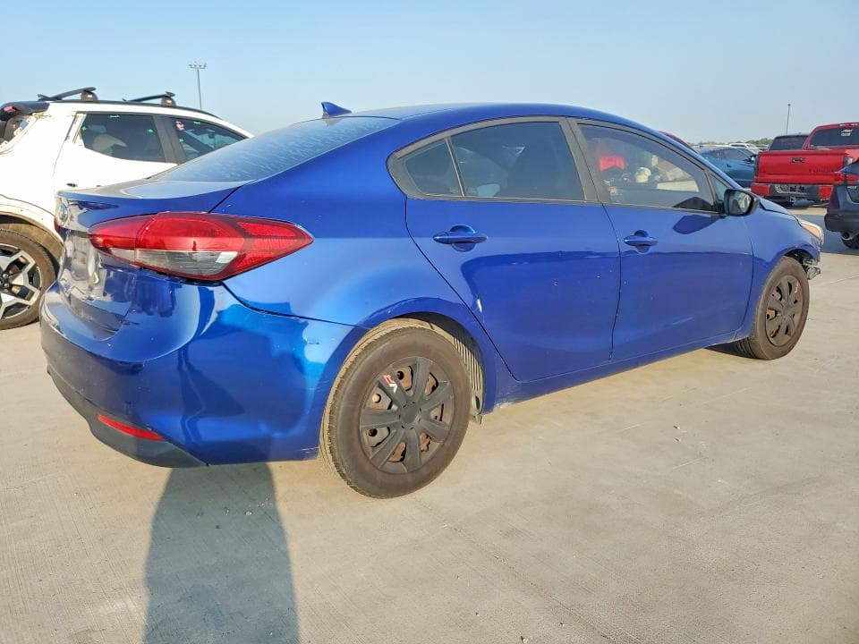 2017 KIA FORTE LX 3