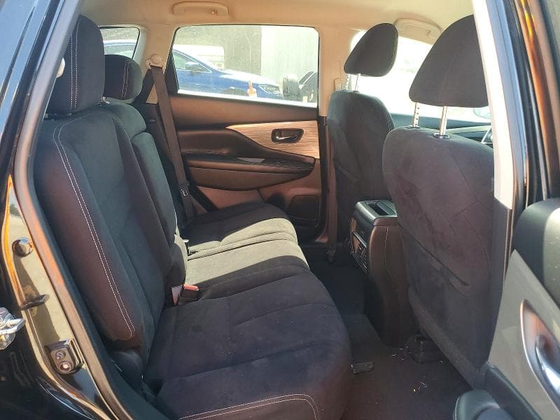 2018 NISSAN MURANO SV 10