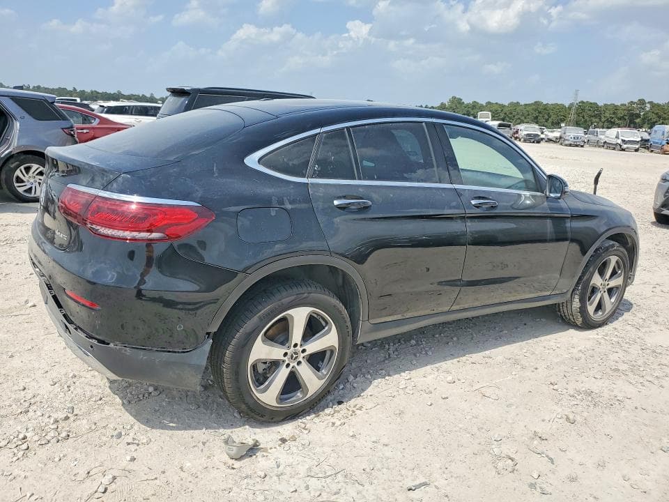 2023 MERCEDES-BENZ GLC COUPE 300 4MATIC 3