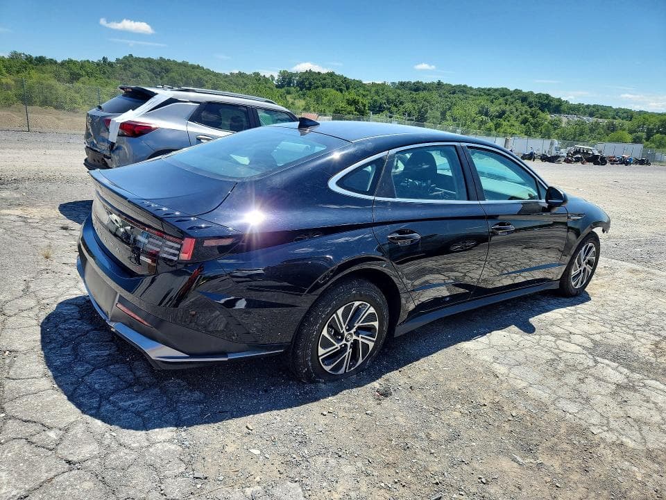2026 HYUNDAI SONATA HYBRID BLUE 3